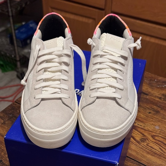 P448 Shoes - P448 Thea sneakers women’s. White & pink. Size 9.5 US (41 EU).